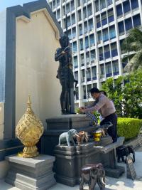 image1.jpg
